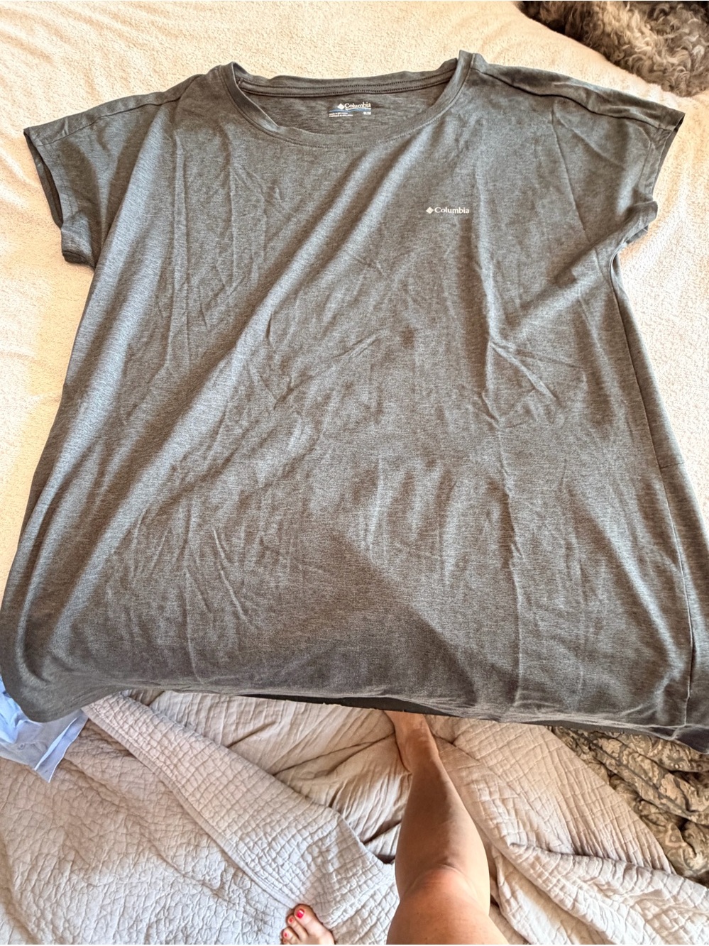 Columbia Women's Gray Short-Sleeve Tee-M